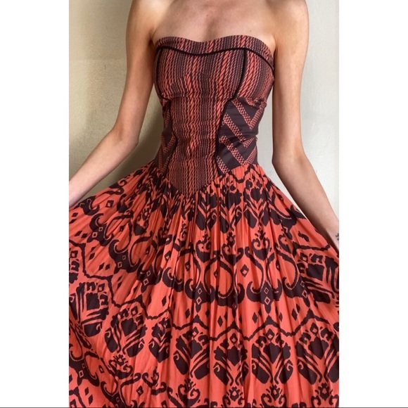 goddess of babylon Dresses & Skirts - Goddess of Babylon strapless dress